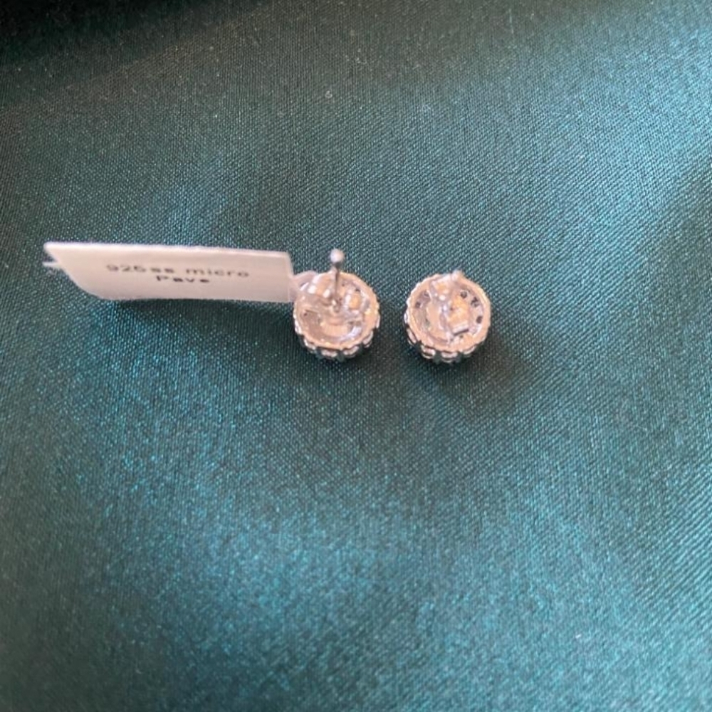 Halo Cubic  Zirconia Studs - Picture 4 of 4